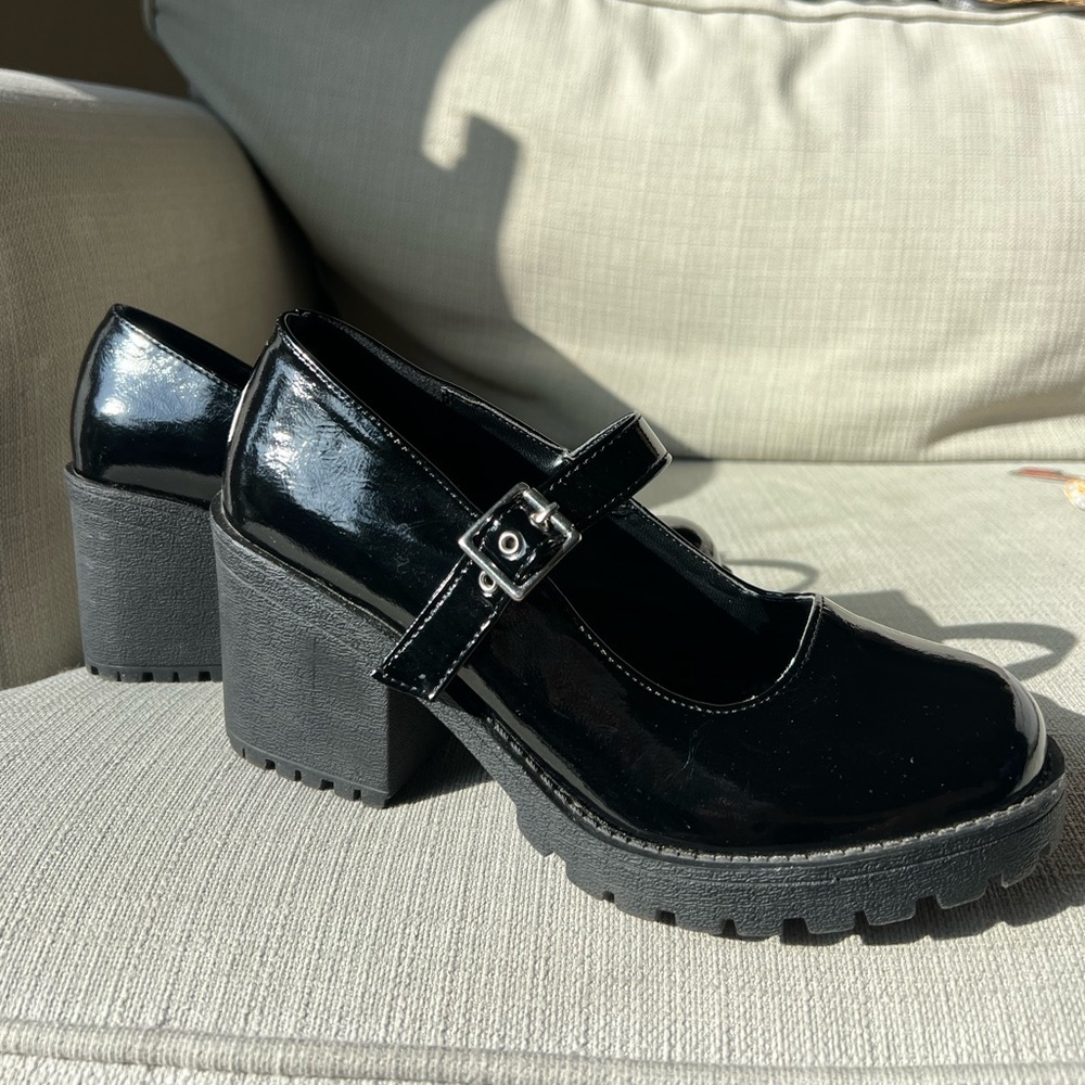 Soda Black Platform Mary Jane Shoes size 7